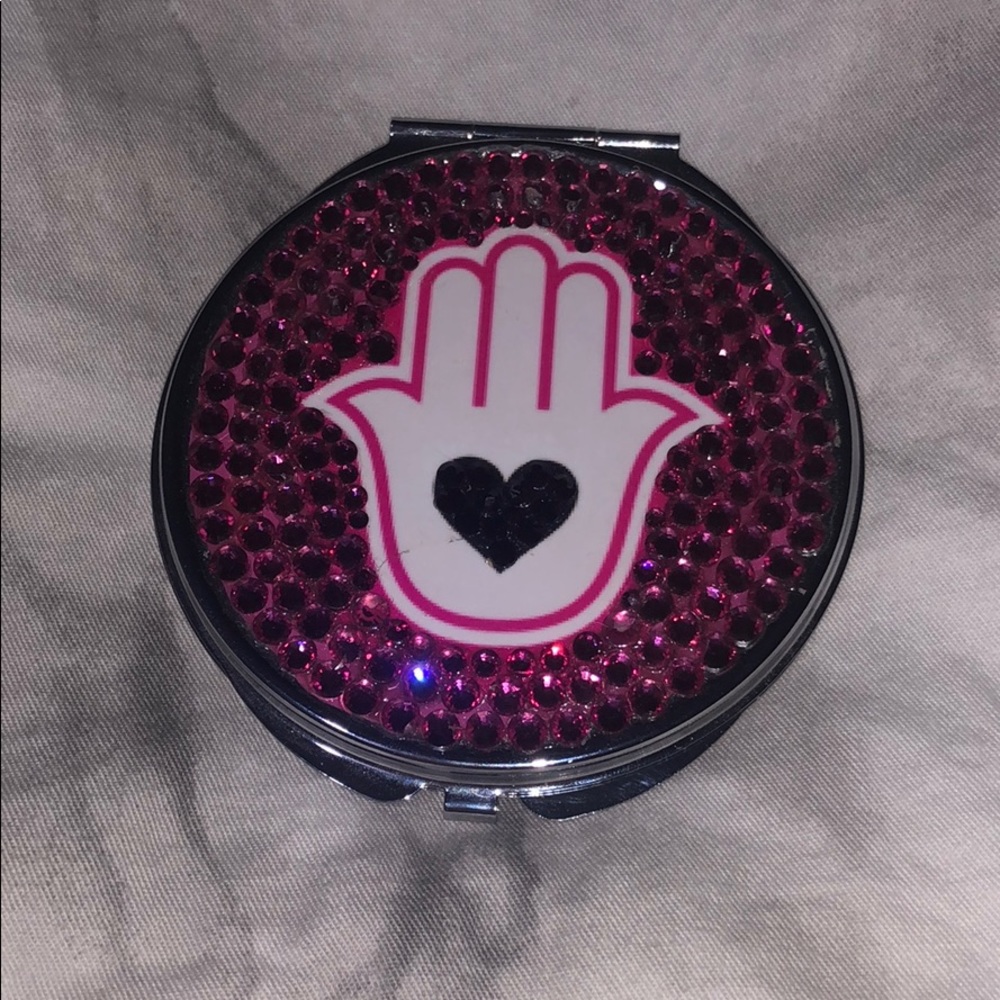 Pocket mirror